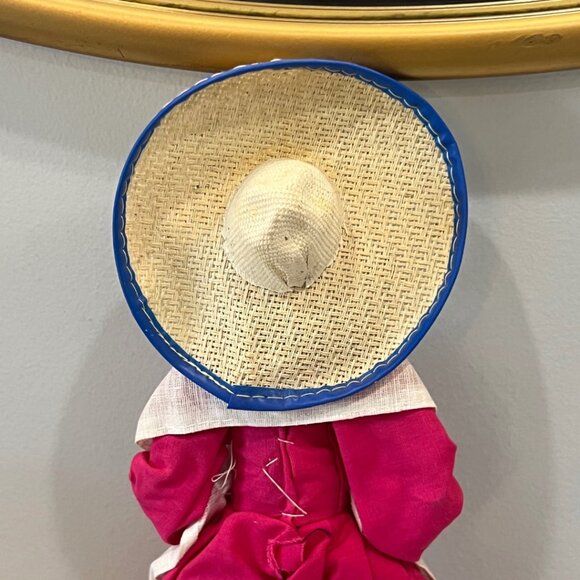 Vintage 1950s Doll Mexican Senorita Lady Sombrero Folk Art Souvenir Hard Plastic - Picture 8 of 10